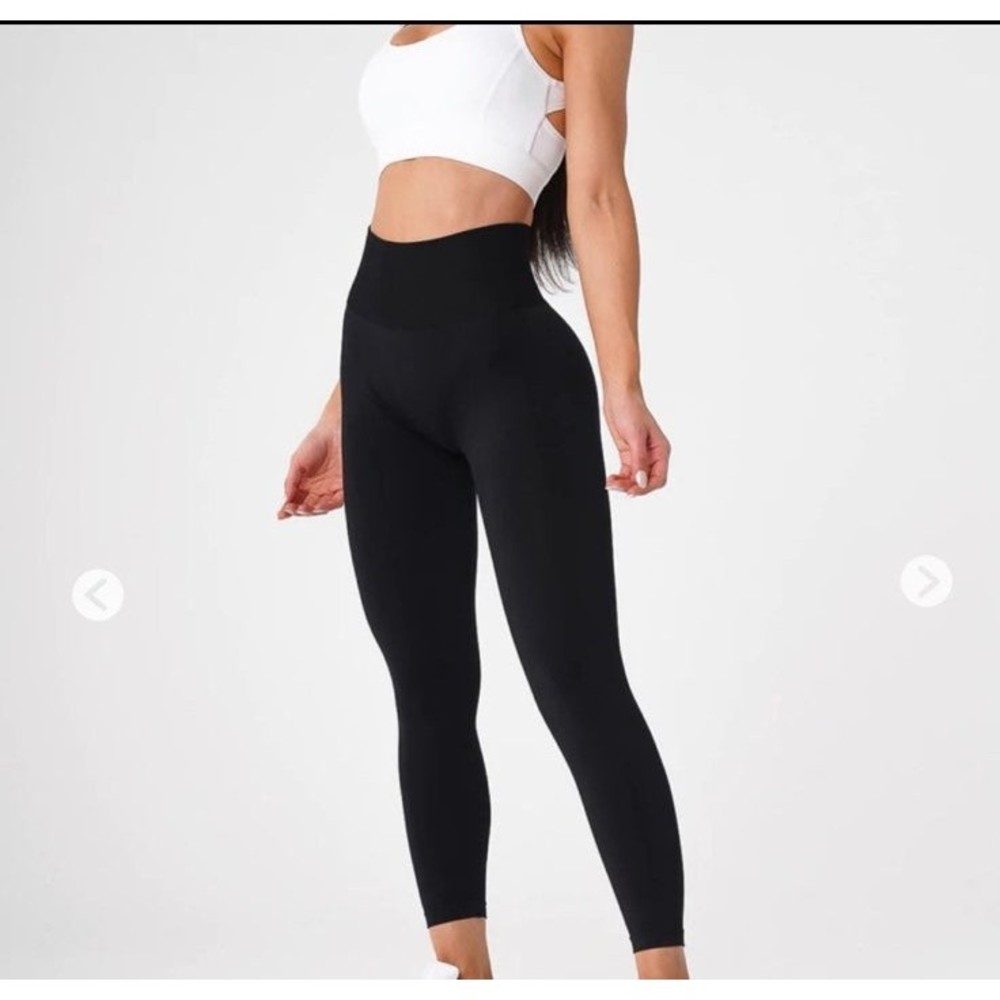 NWT NVGTN black leggings size large